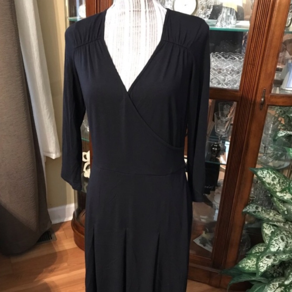 Loft Midi Dress NWT (with pleated bottom)